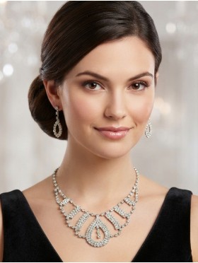 Adjustable Rhinestone Necklace And Earring Set
